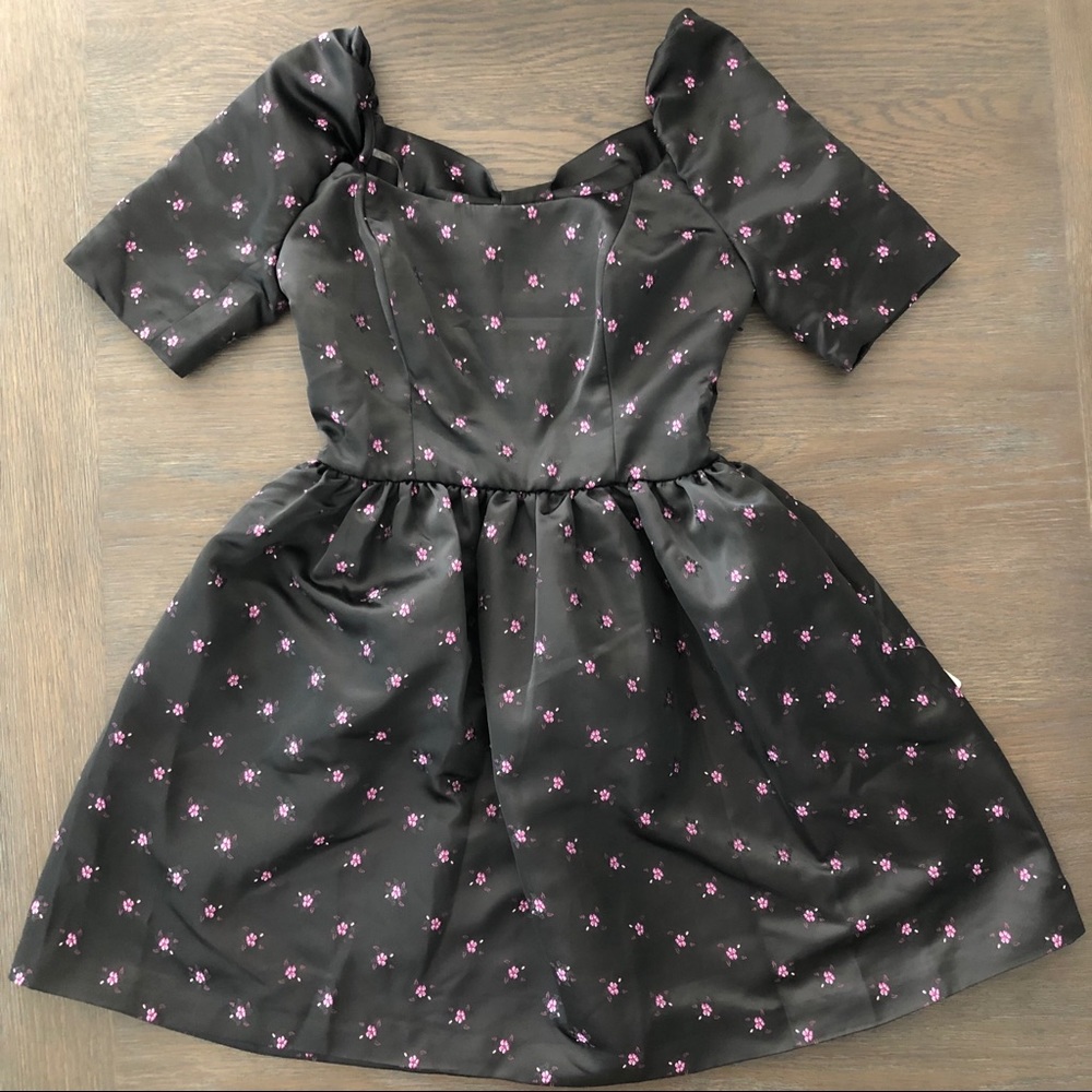 🎬Gal Meets Glam Black/Pink Cocktail Dress